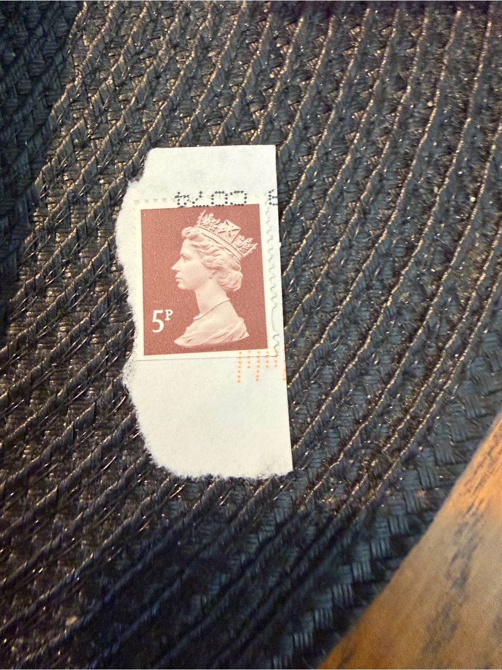 Vintage 1986 Queen Elizabeth II 5 Pence Stamp